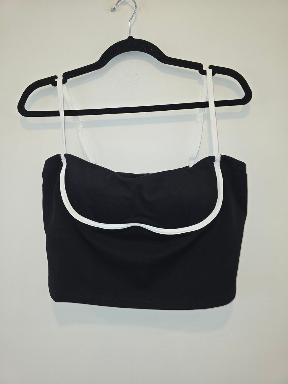 NWOT White Birch Black and White Padded Crop Top 1x